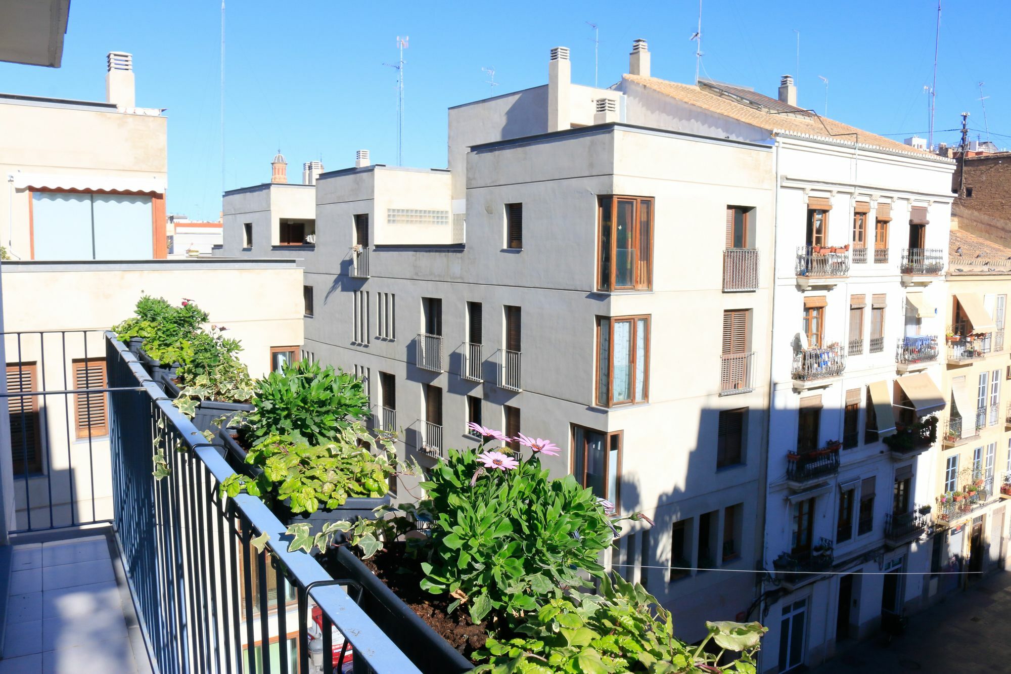 Ecobet Apartments Valencia Exterior photo